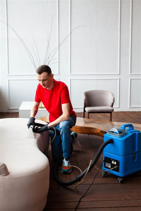Аппарат для химчистки мебели - удобный и эффективный способ освежить домашний интерьер